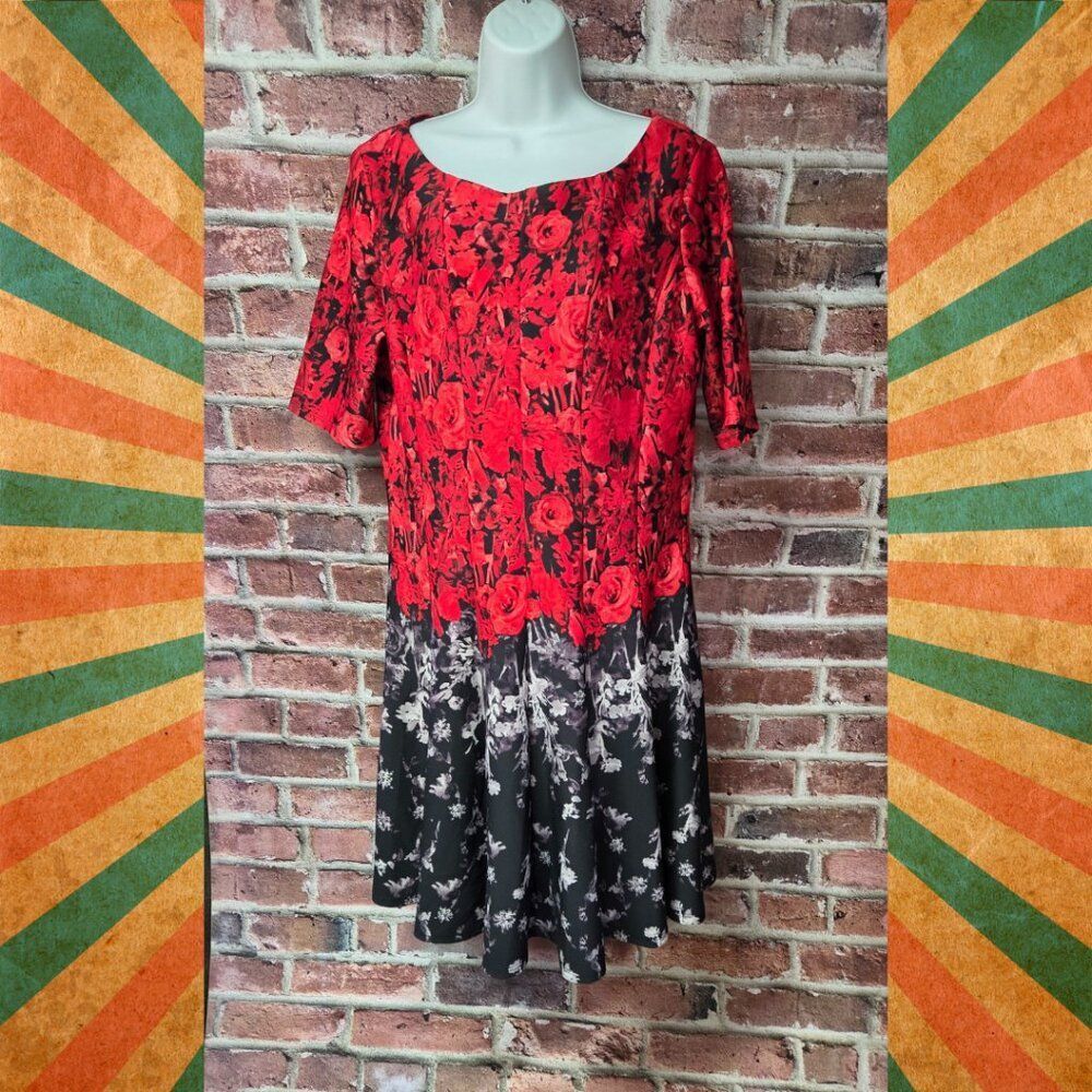 Women's GABBY SKYE Short Sleeves‎ Roses Fit and Flare Dress Size 14